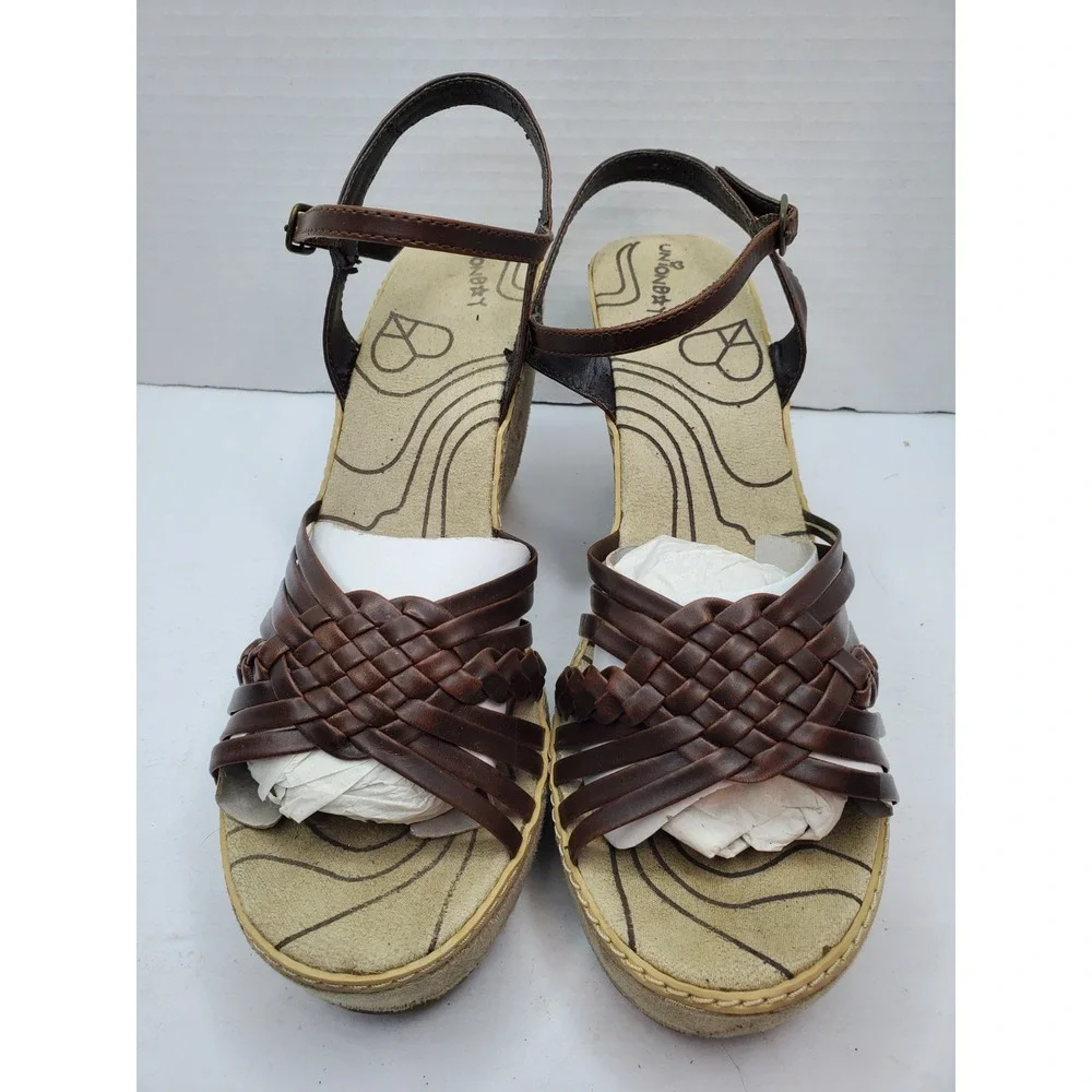 Union Bay Sandals Women 8.5 Brown Strappy Casual Wedge Heels Fast Shipping
